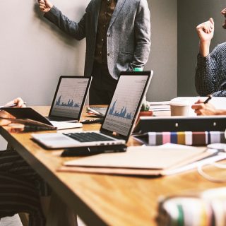 Navigating the Gig Economy: Tips for Freelancers and Contractors