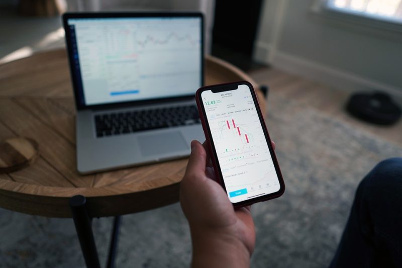 Tech companies facing scrutiny over data privacy and ethical responsibilities Tech companies facing scrutiny over data privacy and ethical responsibilities