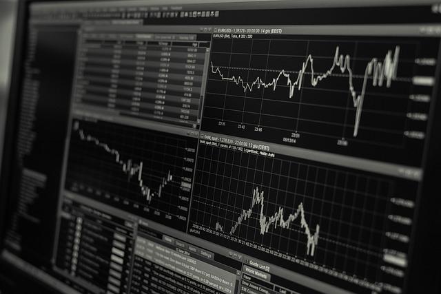 Why Diversifying Your Portfolio Can Save You from Big losses